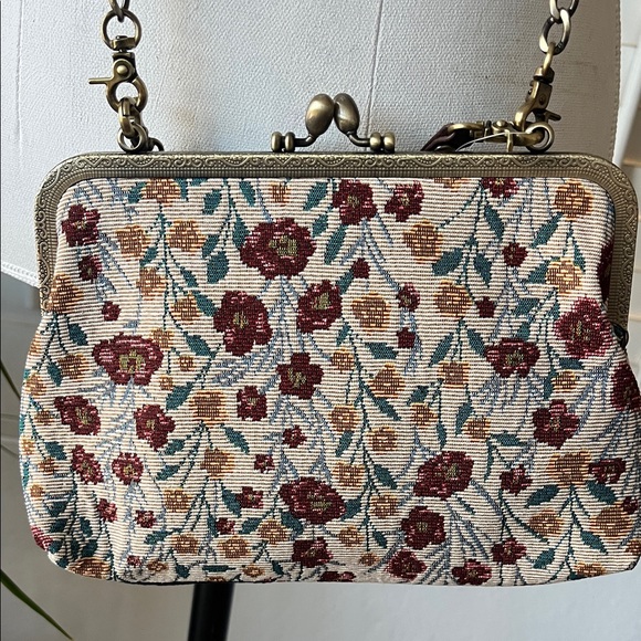 Floral Tapestry Cat Design Women's Kisslock Bag | Crossbody & Clutch Bag - Picture 8 of 10